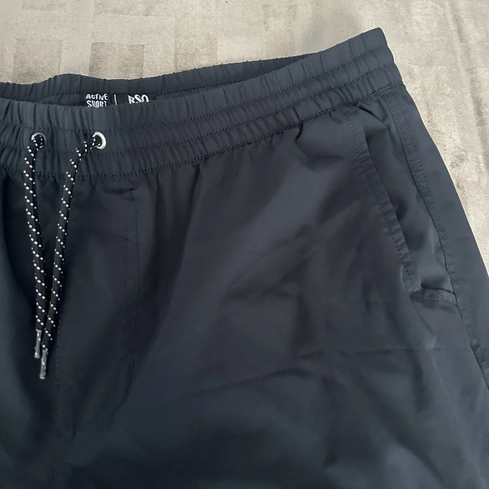 RSQ Shorts Mens XL Black Active Short‎ Elastic Waist Zip Pocket Athletic Gym